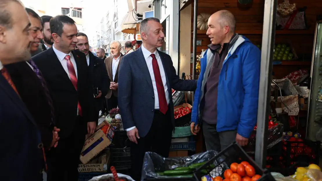 Büyükakın, AKP İlçe İstişare Kurulu Üyeleriyle Bir Araya Geldi