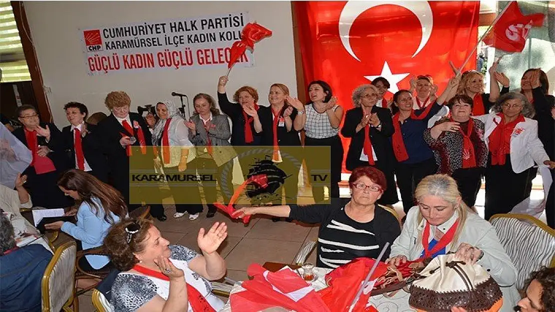 Karamürsel CHPli kadınlardan Anneler Günü Eğlencesi