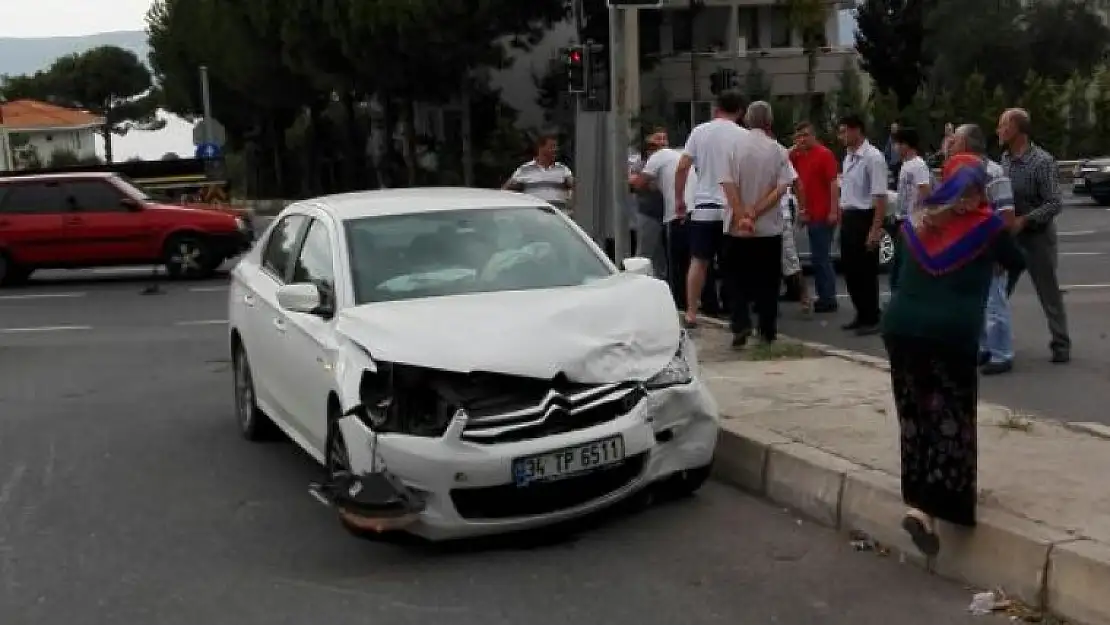 Ereğli'de korkunç kaza 2 Yaralı