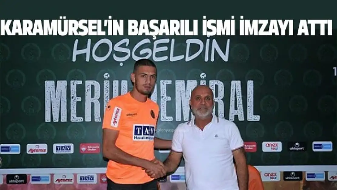 Merih Demiral imzayı attı