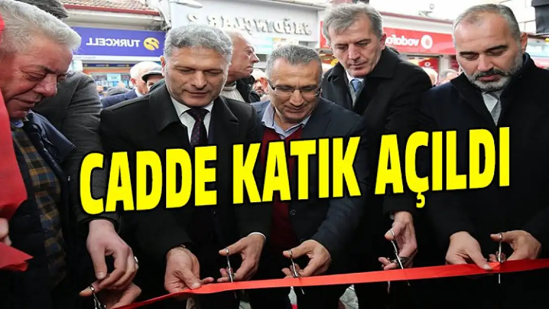 Karamürsel'de cadde katık açıldı