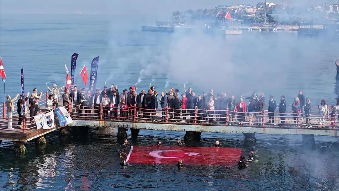 Karamürsel'de 29 Ekim Cumhuriyet Bayramı Coşkuyla Kutlandı