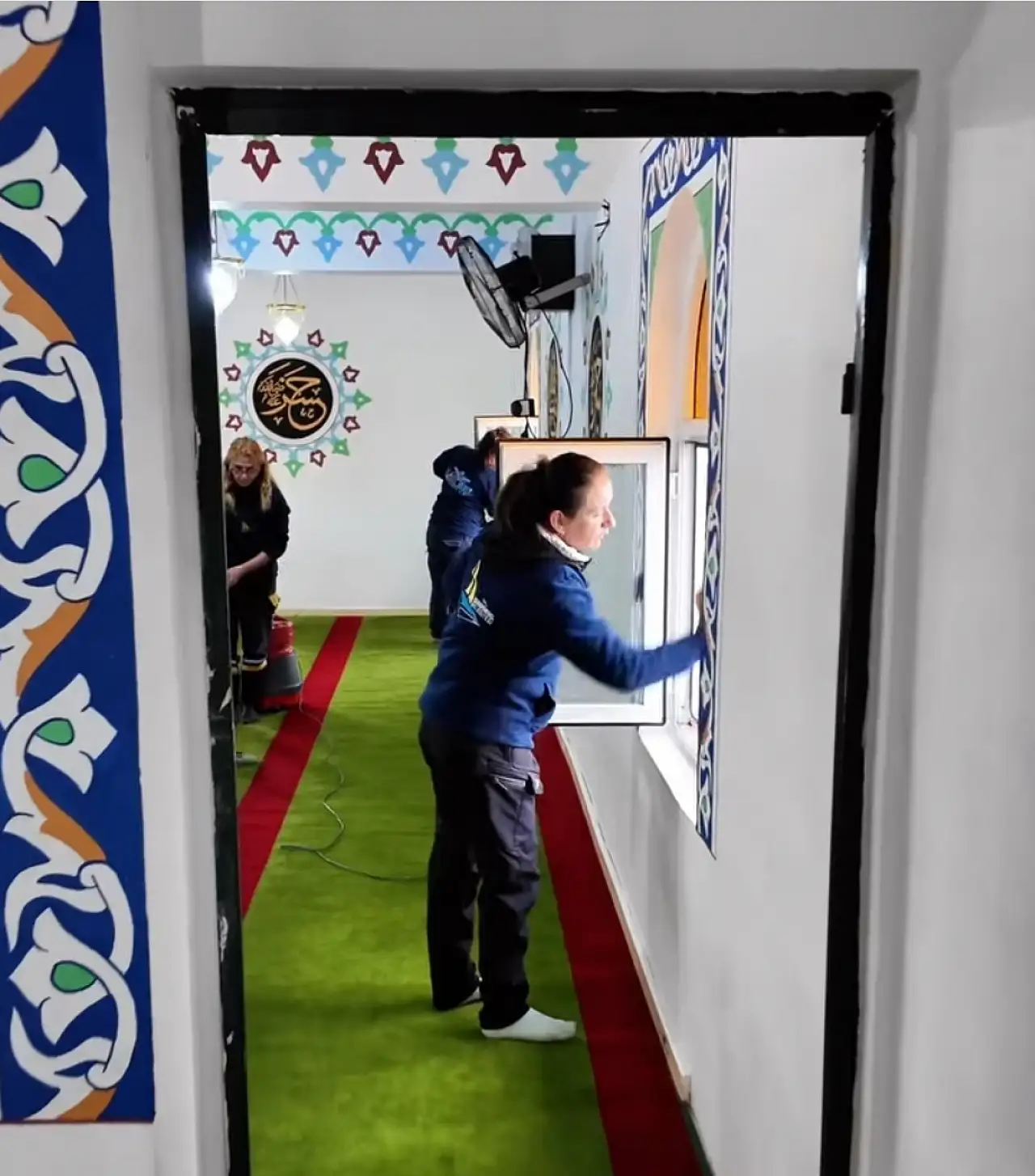 Karamürsel Belediyesi'nden Ramazan Öncesi Kapsamlı Cami Temizliği!