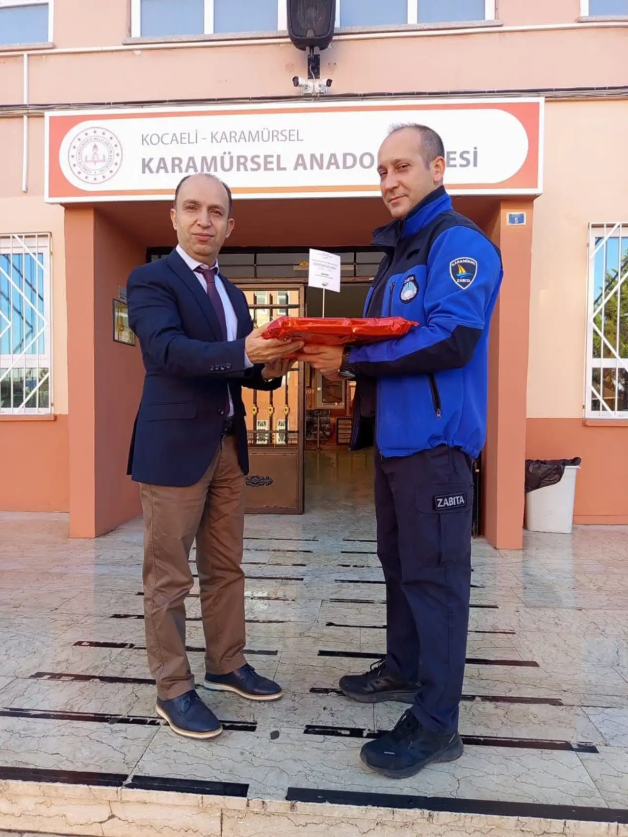 Başkan Çalık'tan Öğretmenlere Tatlı Sürpriz