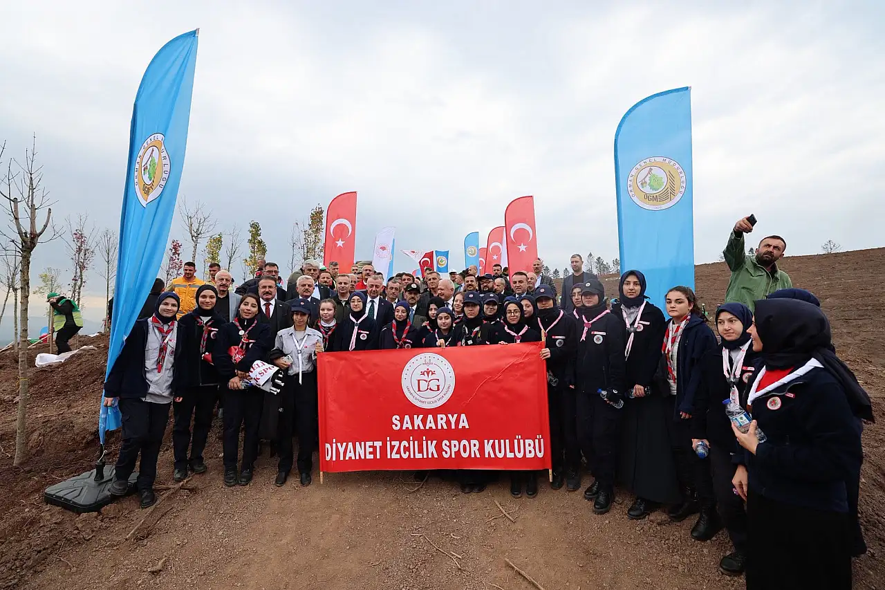 Karamürsel 3 Bin Fidanla Yeniden Hayat Buldu!