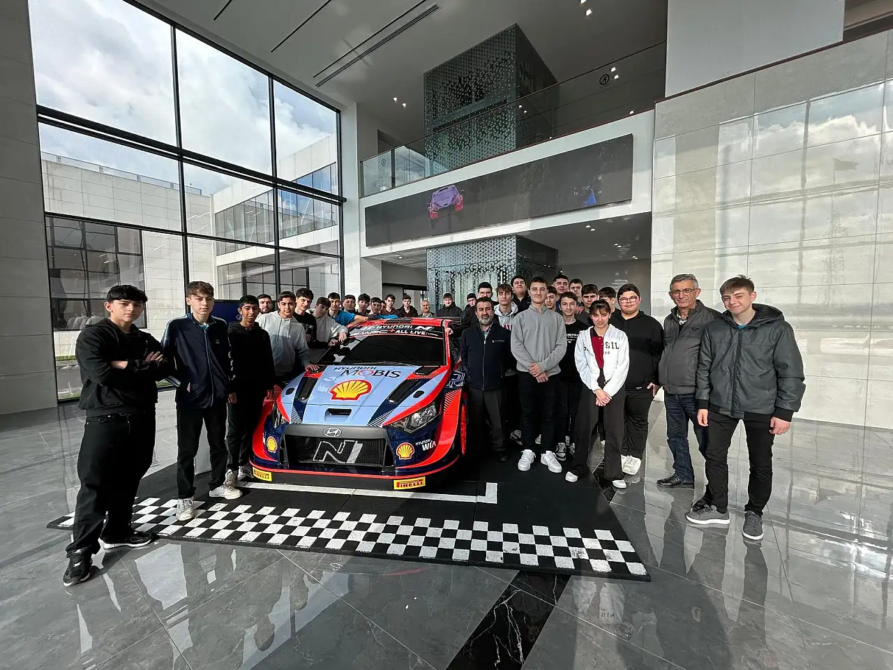 100. Yıl MTAL Öğrencilerinden Hyundai Assan'a Teknik Çıkarma: Eğitim ve Üretim Buluştu