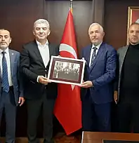 HÜRRİYETÇİ EĞİTİM SEN'DEN KOCAELİ İL MÜFTÜSÜ MEHMET SÖNMEZOĞLU'NA DESTEK