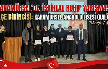 Karamürsel'de Liseliler 'İstiklal Ruhu' İçin Yarıştı