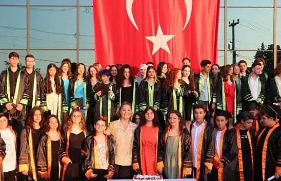 Birey Kolejinden muhteşem mezuniyet
