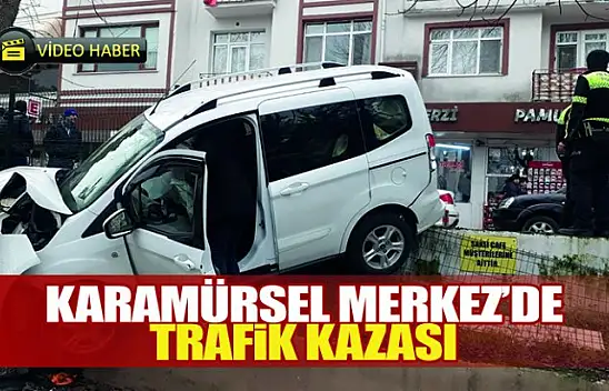 Karamürsel Çarşıda Trafik Kazası