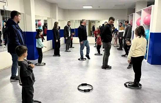 Karamürsel'de Baba ve Çocuk Etkinliği: Babalar Çocuklarıyla Keyifli Anlar Yaşadı