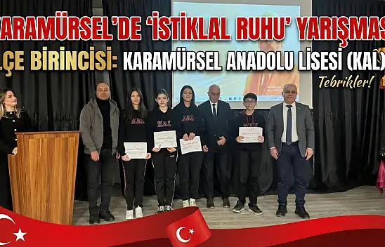 Karamürsel'de Liseliler 'İstiklal Ruhu' İçin Yarıştı