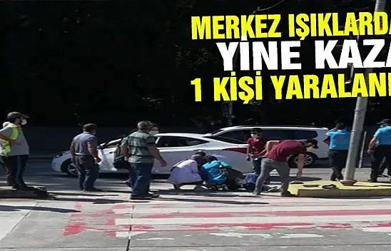 KARŞIYA GEÇERKEN ARABA ÇARPTI