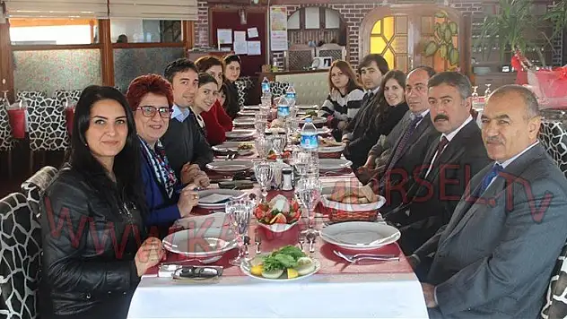 Ünlü Yapımcı Acun Ilıcalının Abisinden Karamürsele  Özel Ana Sınıfı