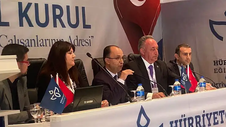 Divan Başkanı Karamürsel'den seçildi
