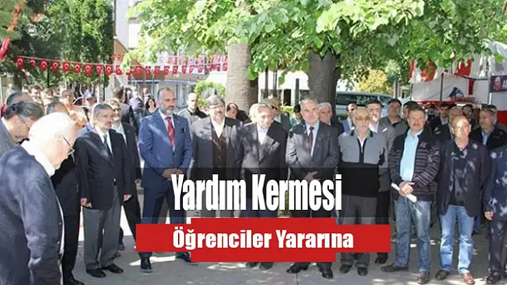 Karamürsel'de Öğrenciler Yararına Kermes Düzenlendi