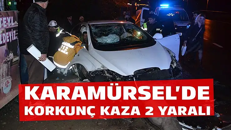 Karamürsel'de kaza yapan aracın kapısı koptu 2 yaralı