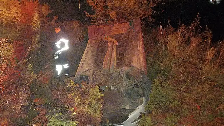 Önce beş takla attı sonra tarlaya uçtu