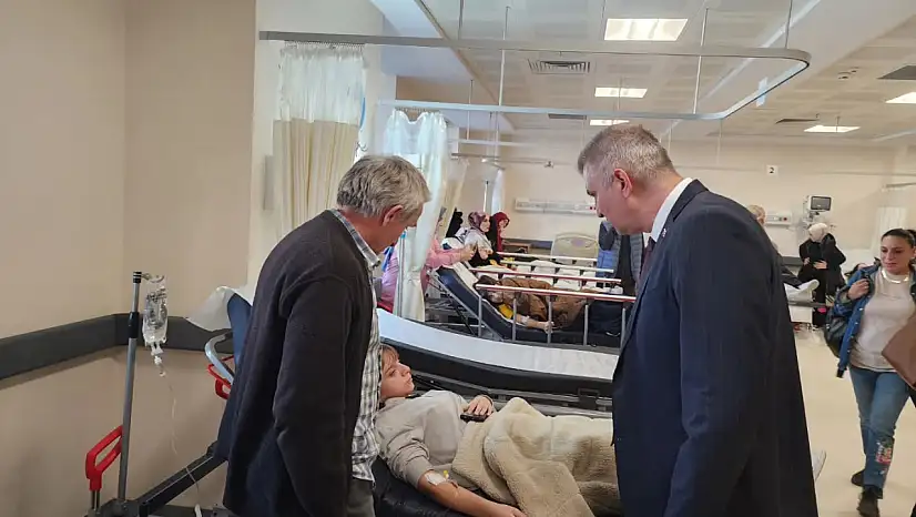 Başkan, zehirlenen öğrencileri yalnız bırakmadı